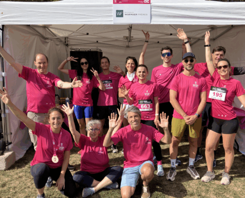 Photo de groupe, avec Emmanuelle Charbit, DG de h'up, et nos partenaires de la Banque Wormser Frères, lors du Triathlon des Roses.
