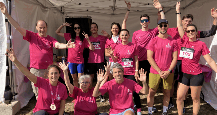 Photo de groupe, avec Emmanuelle Charbit, DG de h'up, et nos partenaires de la Banque Wormser Frères, lors du Triathlon des Roses.